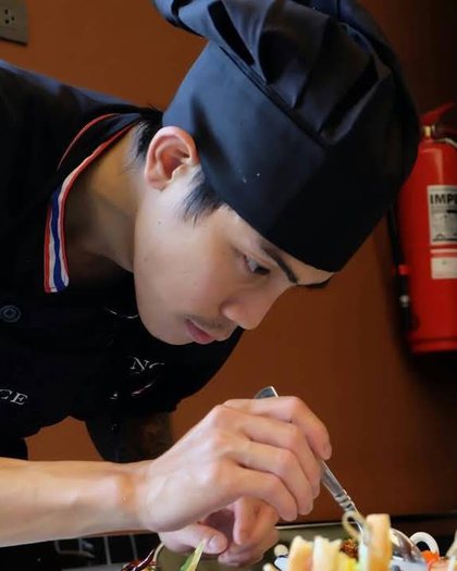 Dear, Küchenchef
